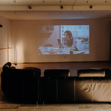 Magnificent In The Mountains بانيت