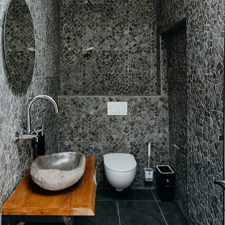 Magnificent In The Mountains Apartment Banite
